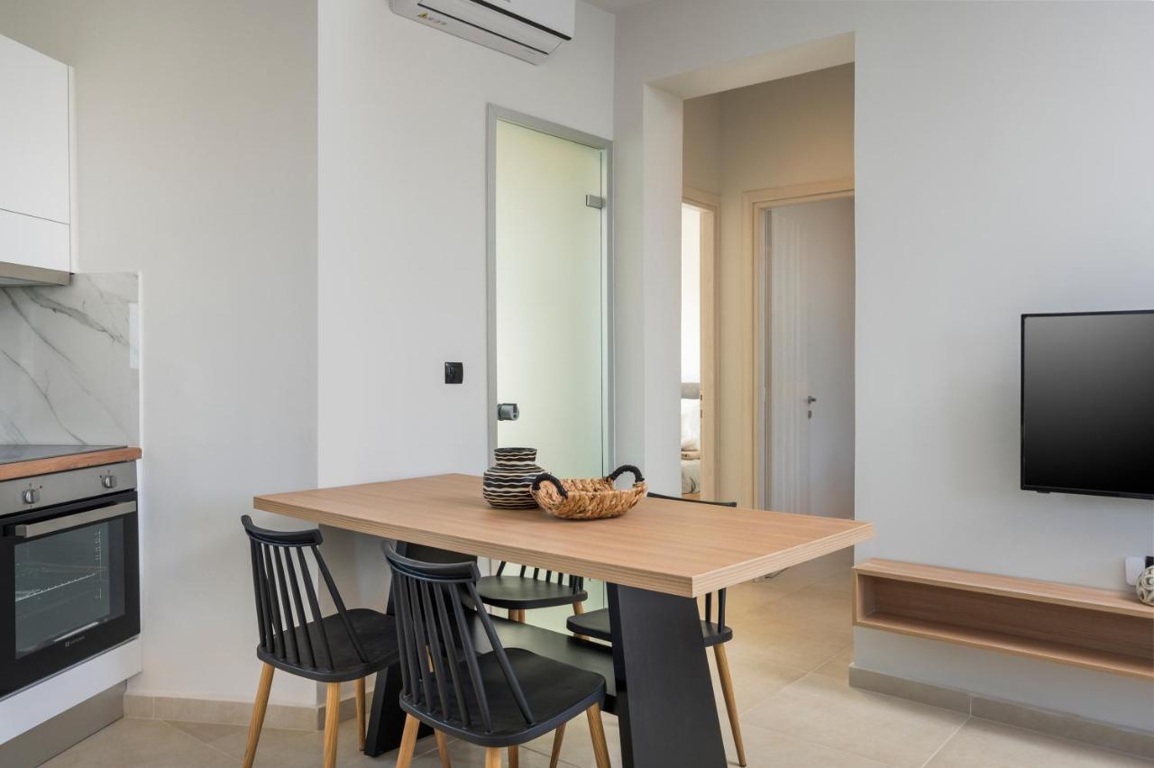 Aegean Breeze Luxury Apartments Next To The Sea Maleme Exteriör bild