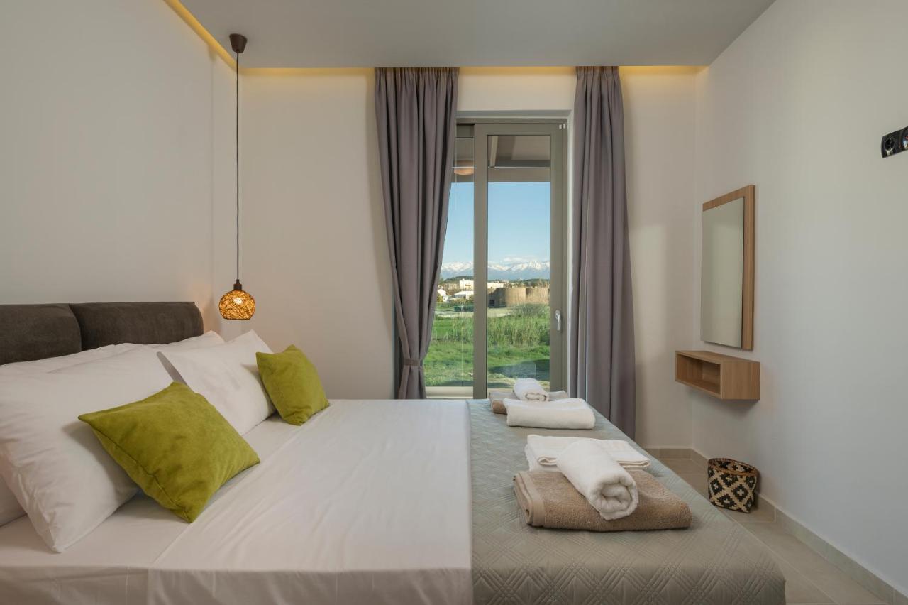 Aegean Breeze Luxury Apartments Next To The Sea Maleme Exteriör bild