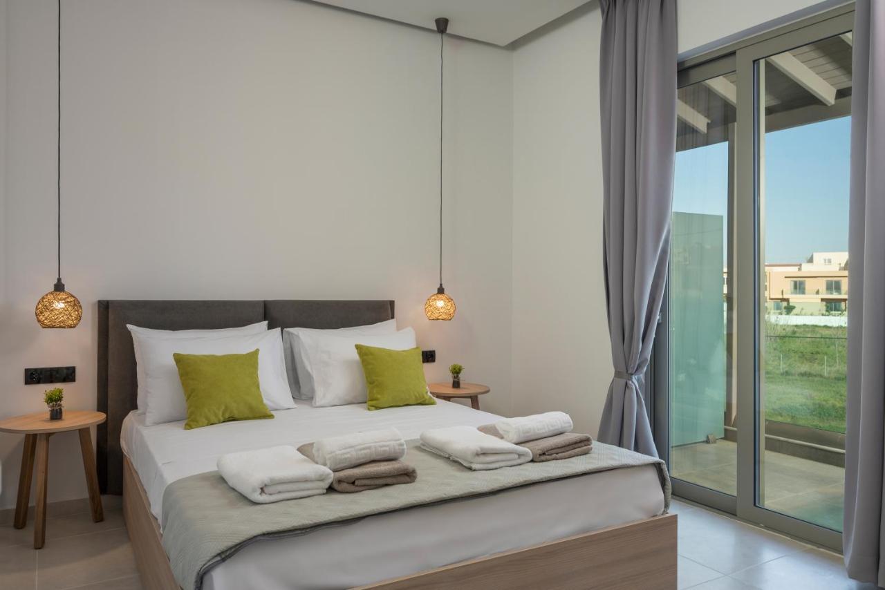 Aegean Breeze Luxury Apartments Next To The Sea Maleme Exteriör bild